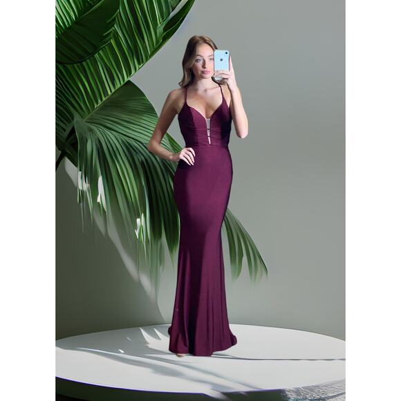 NWT - La Femme 28574 Berry Mesh Neckline Gown Size: 16 - Picture 3 of 3